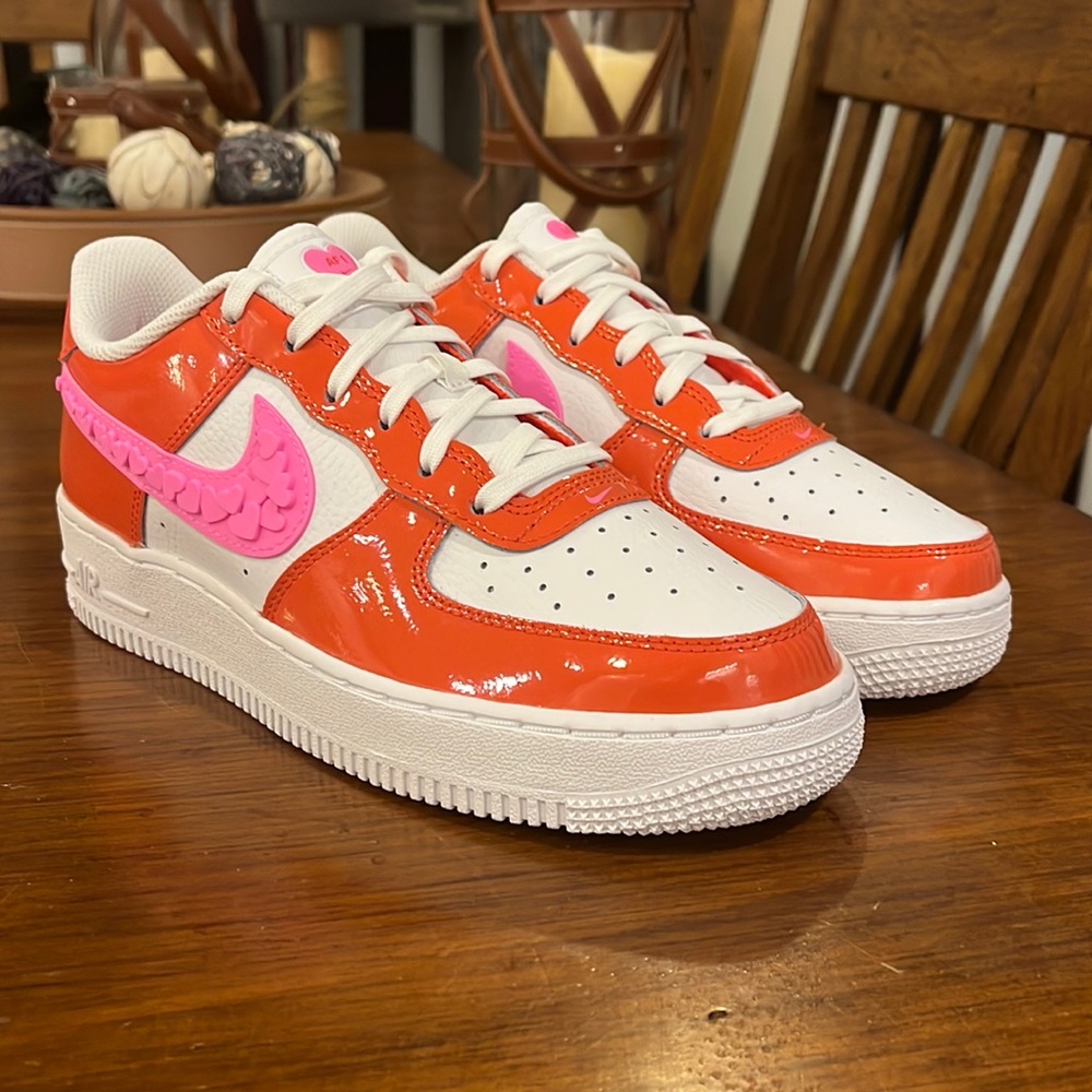 Nike Air Force 1 One Valentines Day Heart Shoes Sneakers Youth 5.5 / Women’s 7